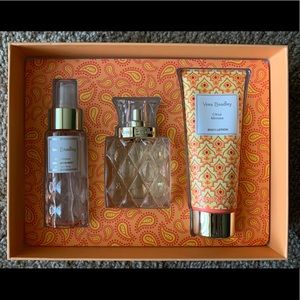 😍😍 Vera Bradley gift set 😍😍